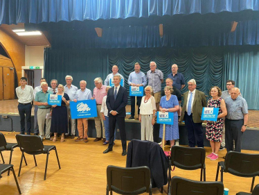 Rupert Harrison and Bicetser & Woodstock Conservatives at the selection meeting